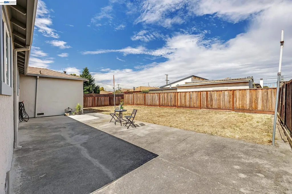 15344 Ruggles Street San Leandro CA 94579