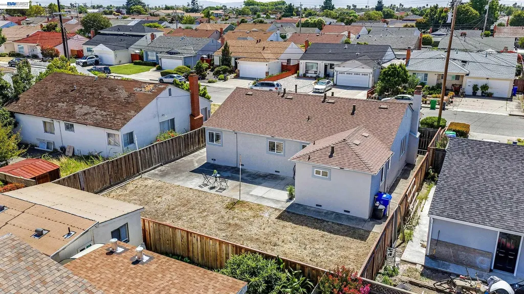 15344 Ruggles Street San Leandro CA 94579