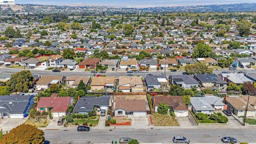 15344 Ruggles Street San Leandro CA 94579