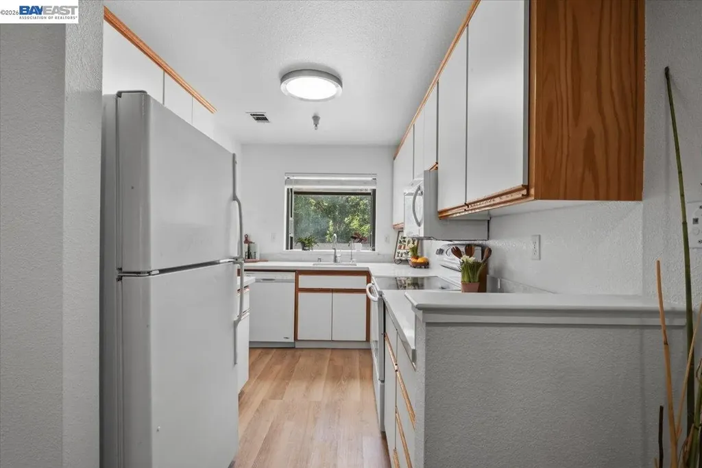 2598 Oak Road Walnut Creek CA 94597