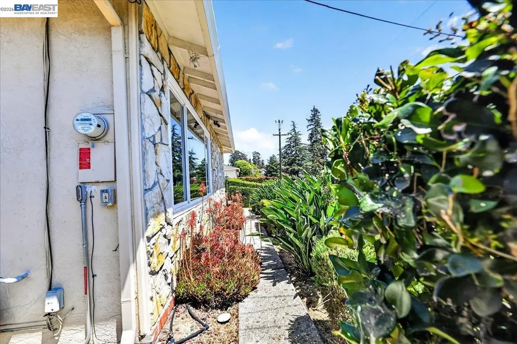 4516 Edwards Lane Castro Valley CA 94546