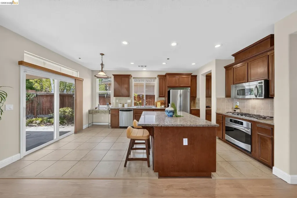1098 Beau Avenue Brentwood CA 94513