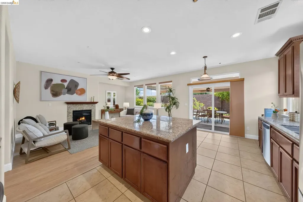 1098 Beau Avenue Brentwood CA 94513