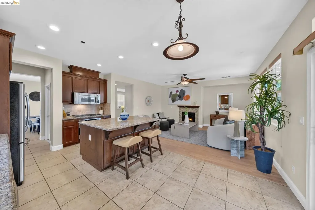 1098 Beau Avenue Brentwood CA 94513