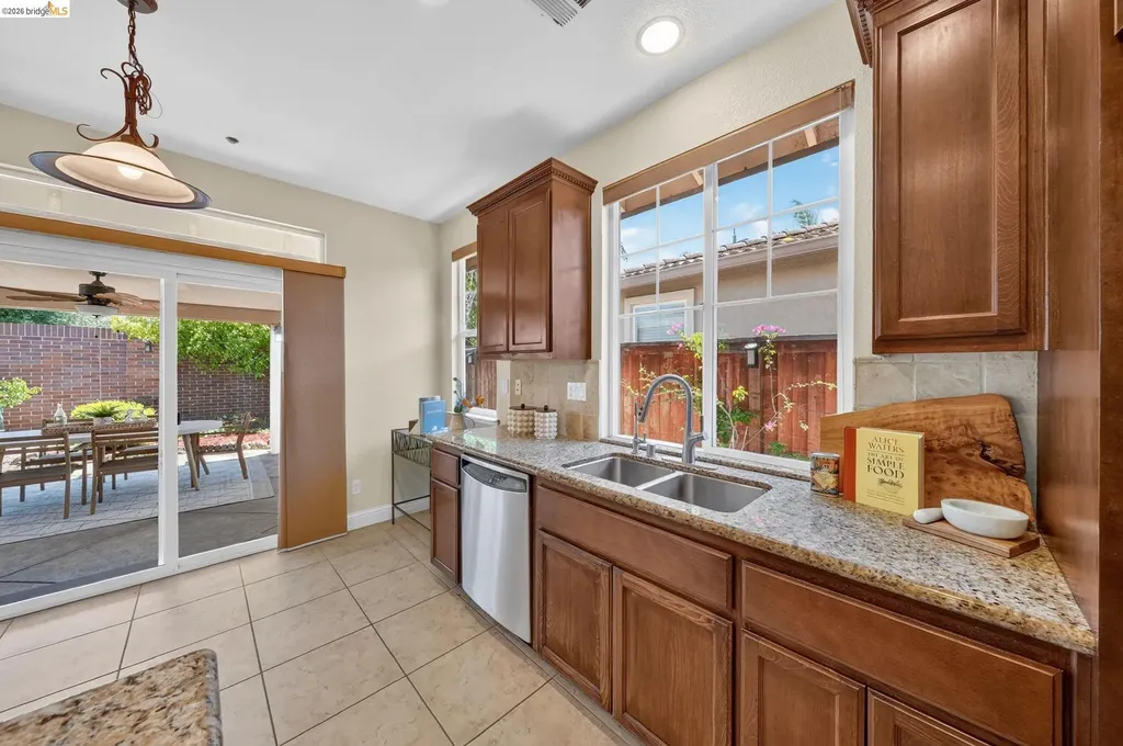 1098 Beau Avenue Brentwood CA 94513