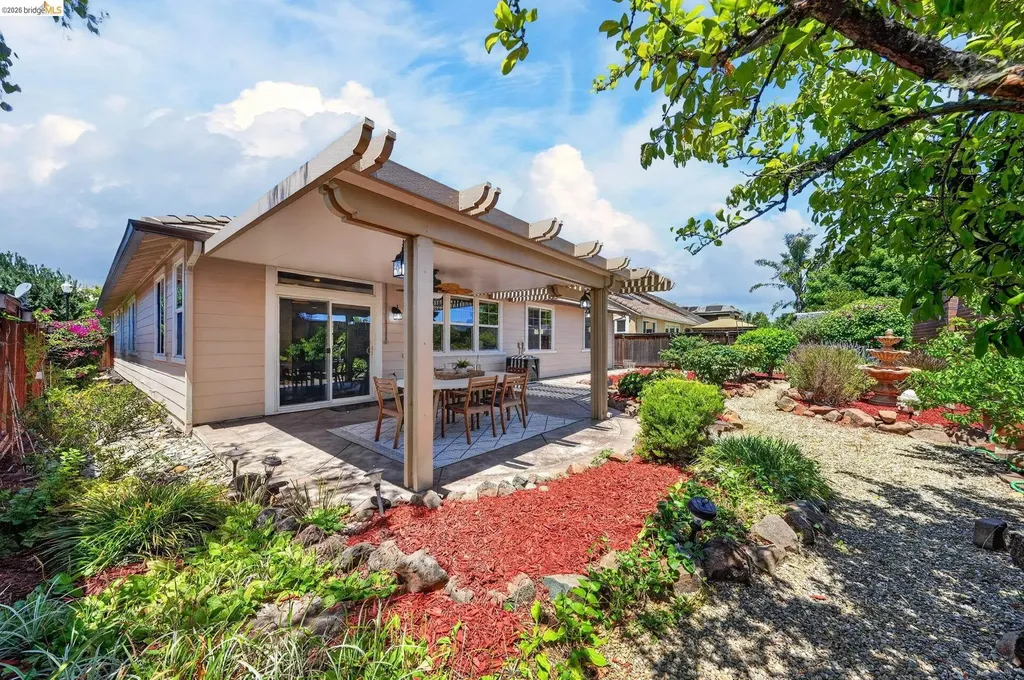 1098 Beau Avenue Brentwood CA 94513