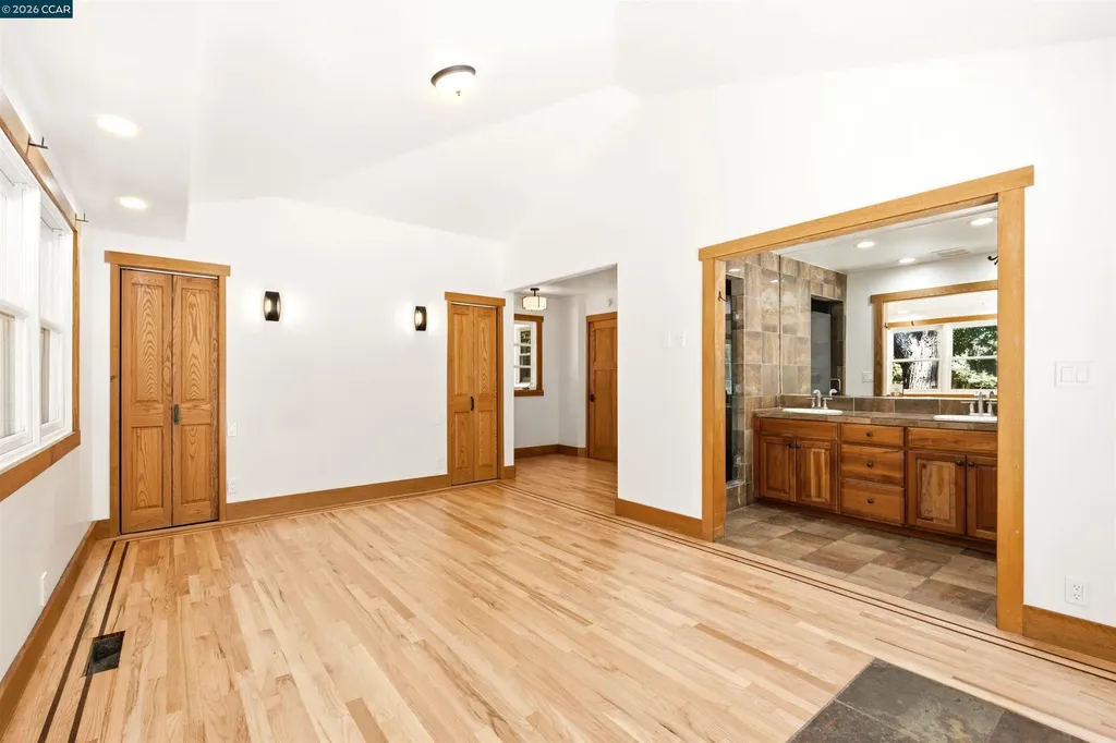 26929 Palomares Road Castro Valley CA 94552