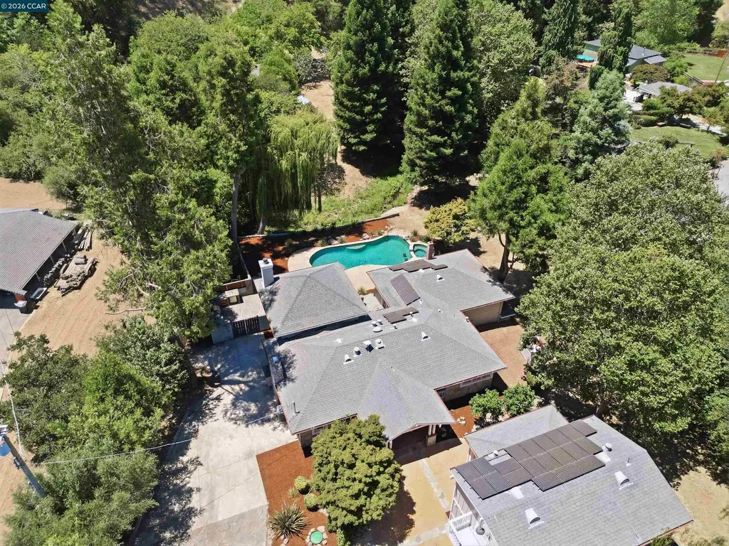 26929 Palomares Road Castro Valley CA 94552