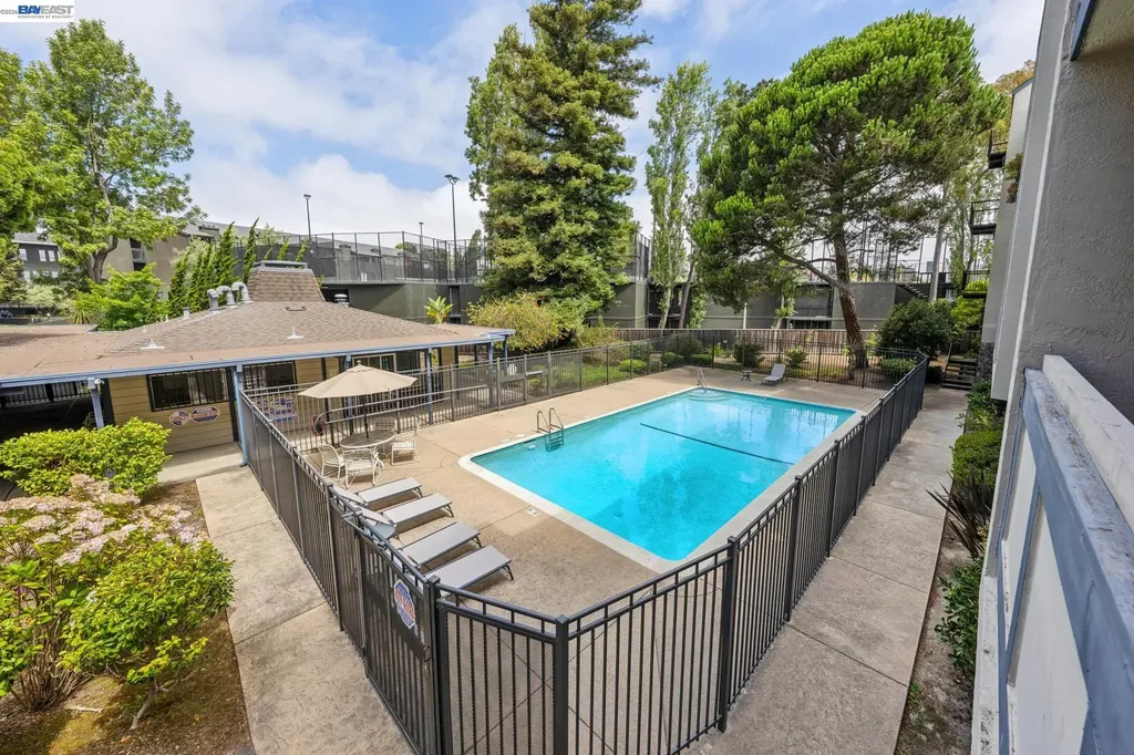 955 Shorepoint Court Alameda CA 94501