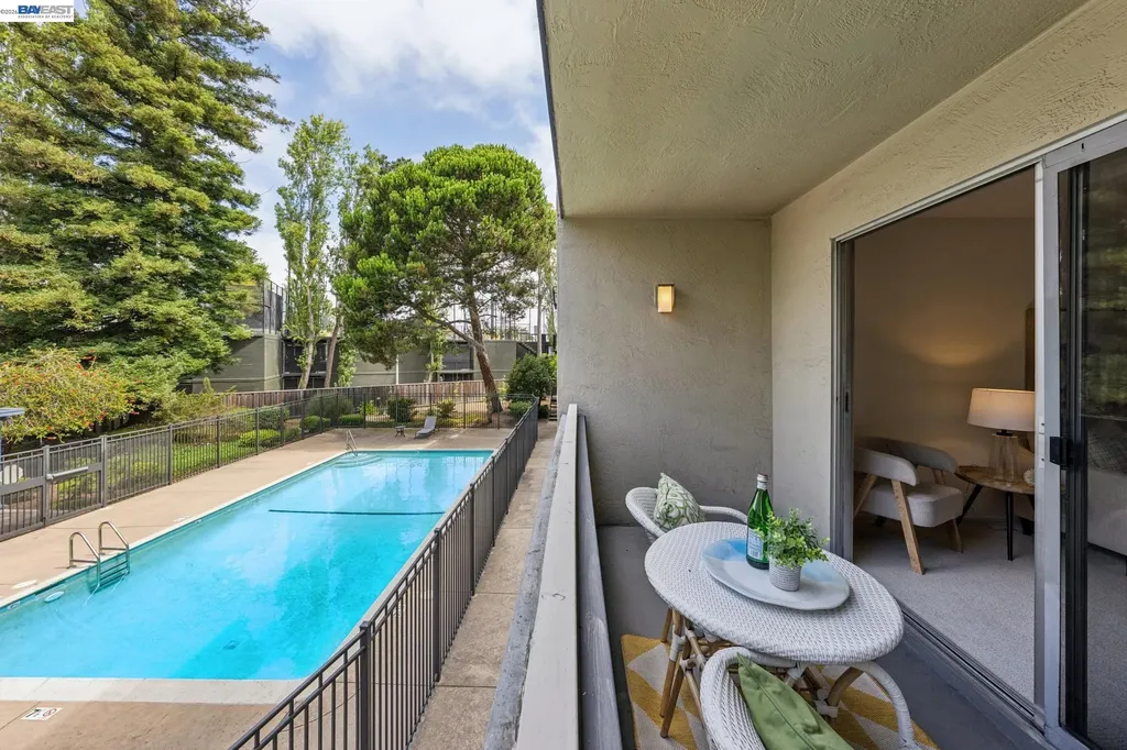 955 Shorepoint Court Alameda CA 94501