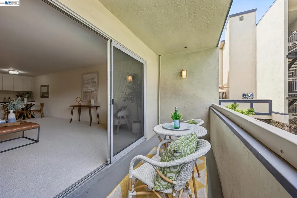 955 Shorepoint Court Alameda CA 94501