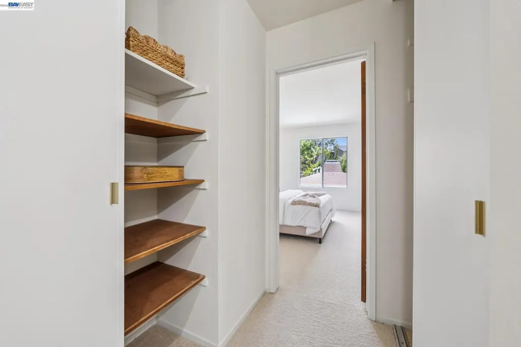 955 Shorepoint Court Alameda CA 94501