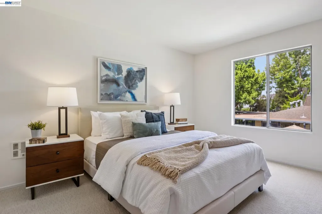 955 Shorepoint Court Alameda CA 94501