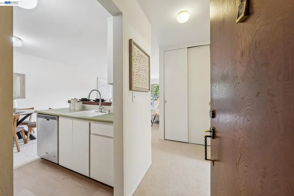 955 Shorepoint Court Alameda CA 94501