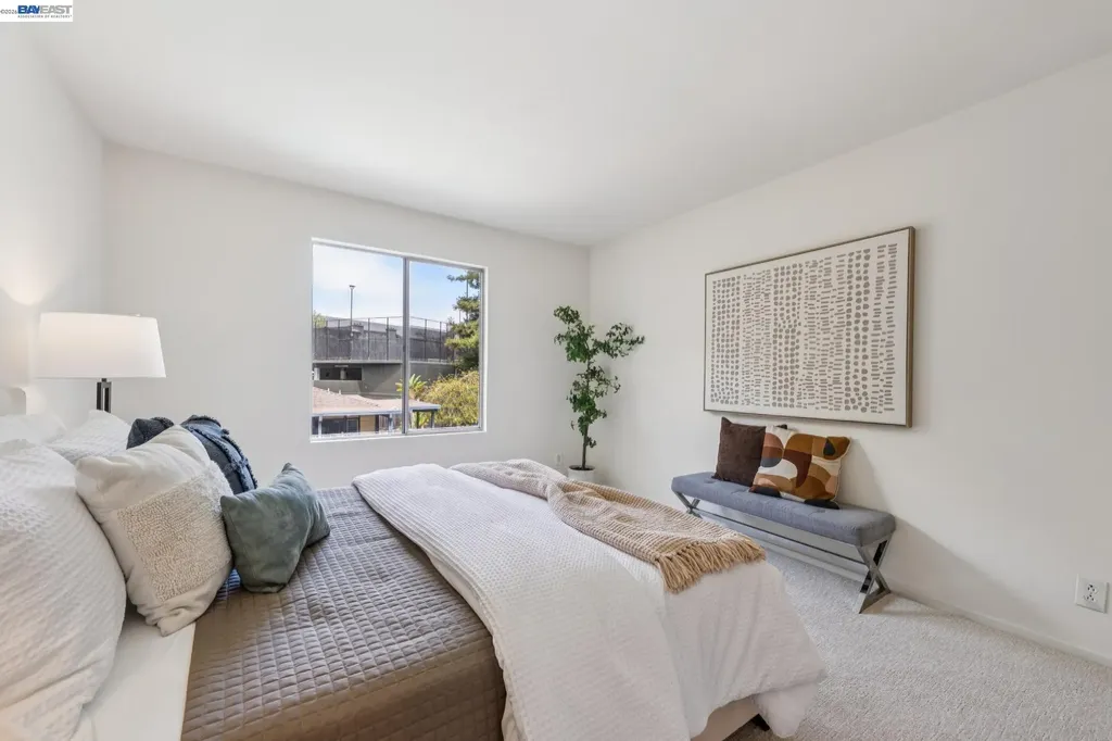 955 Shorepoint Court Alameda CA 94501