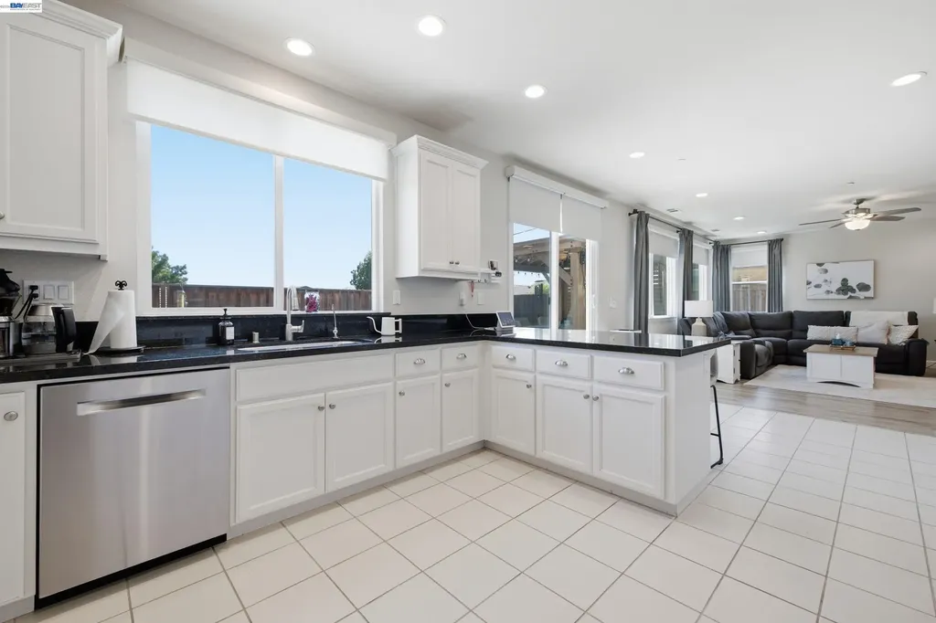 5555 Mountain Ridge Court Antioch CA 94531