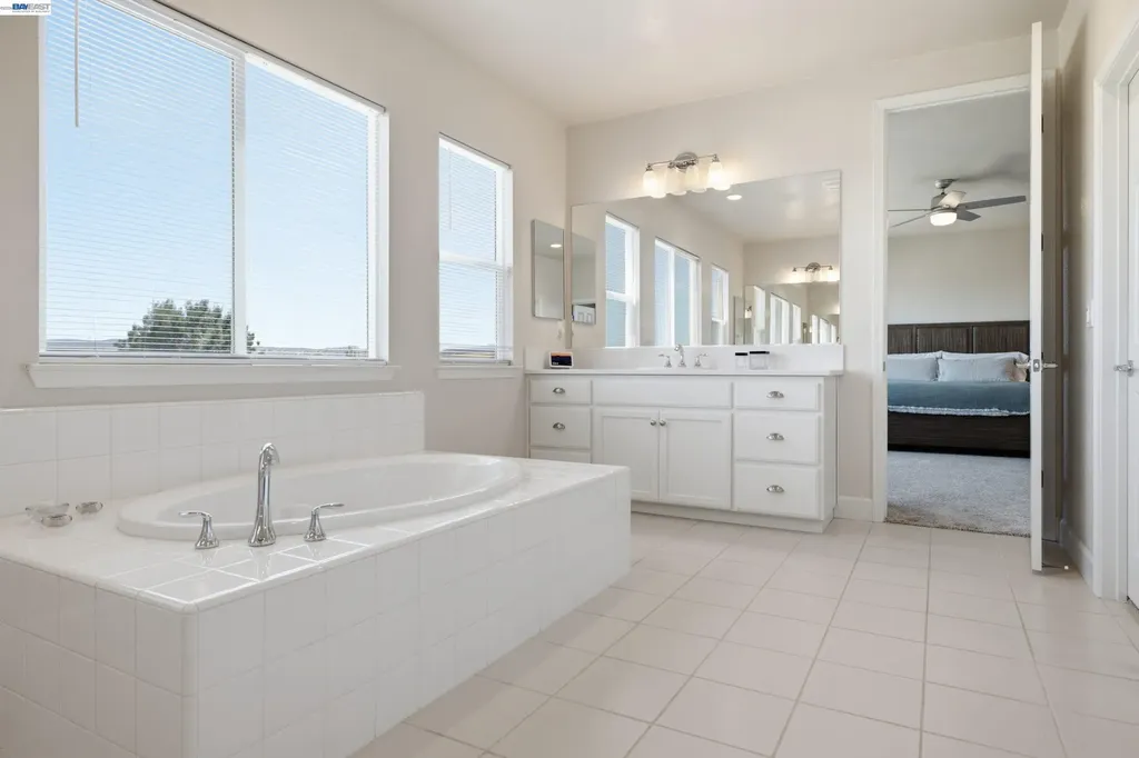 5555 Mountain Ridge Court Antioch CA 94531