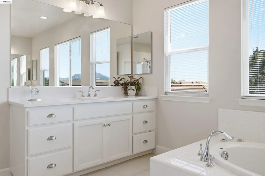 5555 Mountain Ridge Court Antioch CA 94531