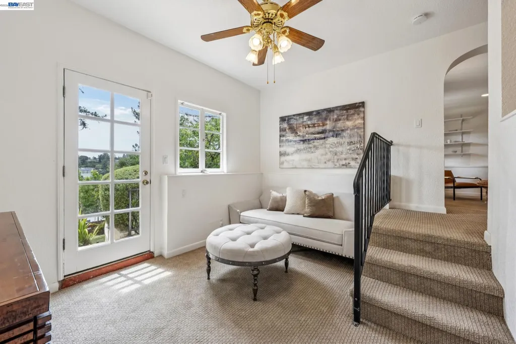 5765 Colton Boulevard Oakland CA 94611