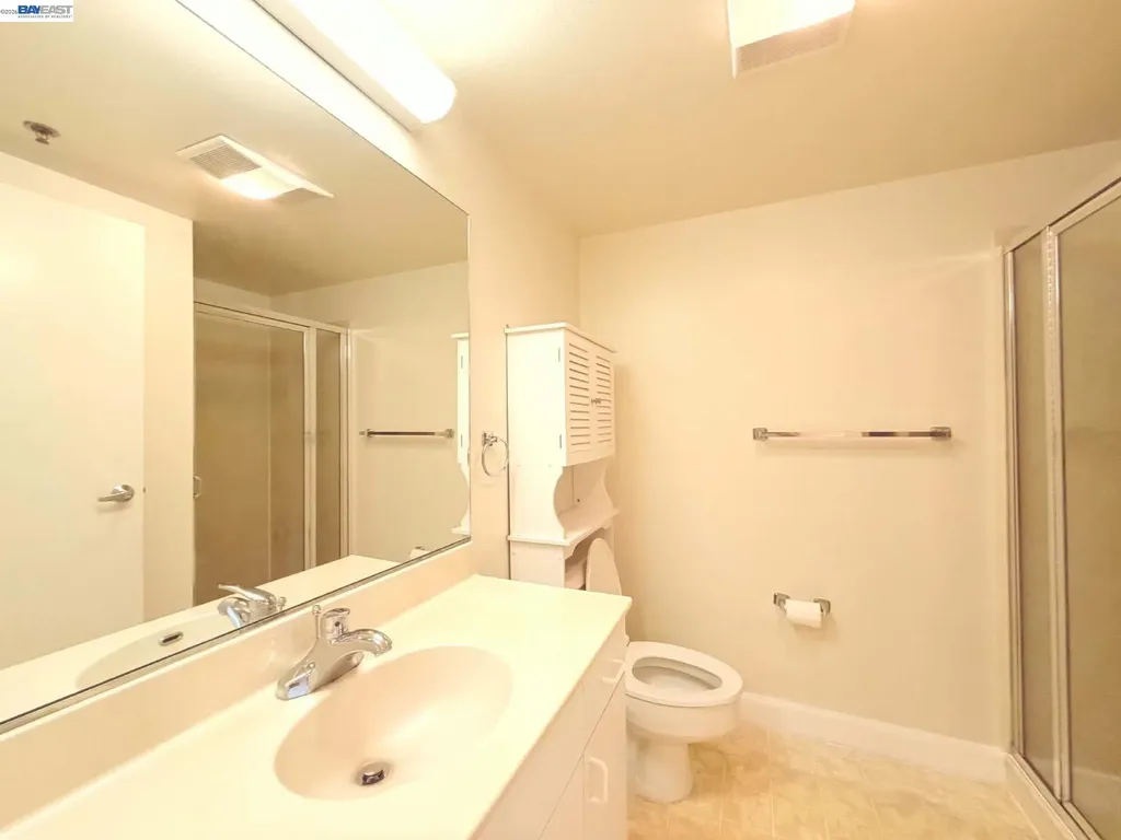 989 Webster Street Oakland CA 94607