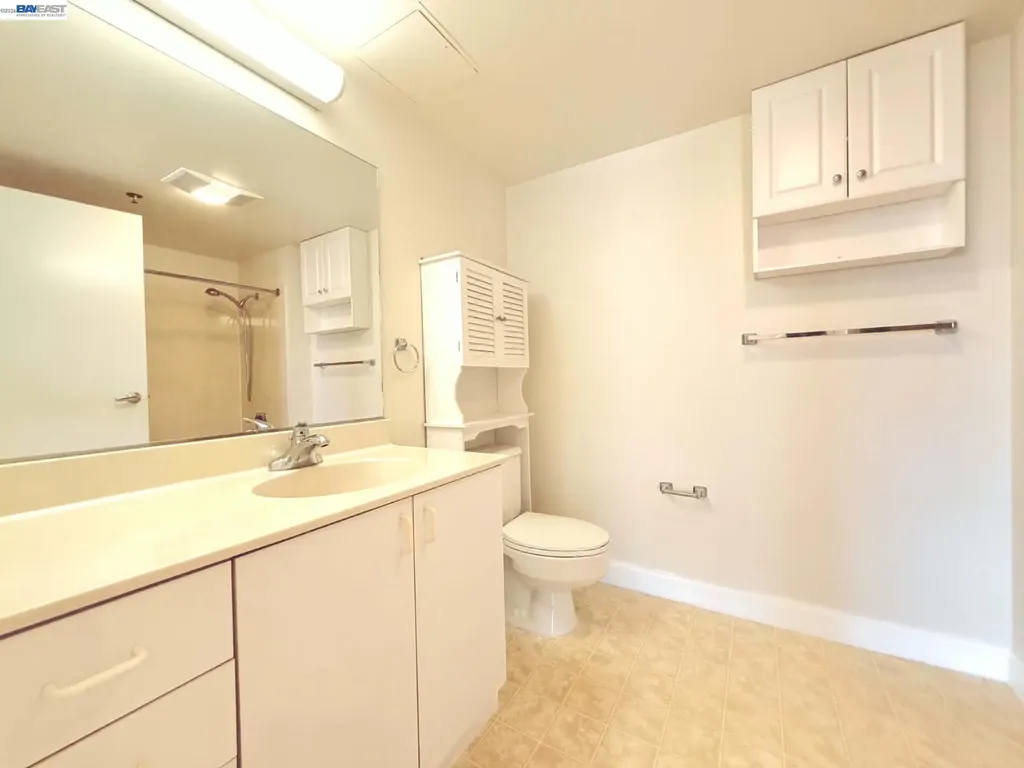 989 Webster Street Oakland CA 94607