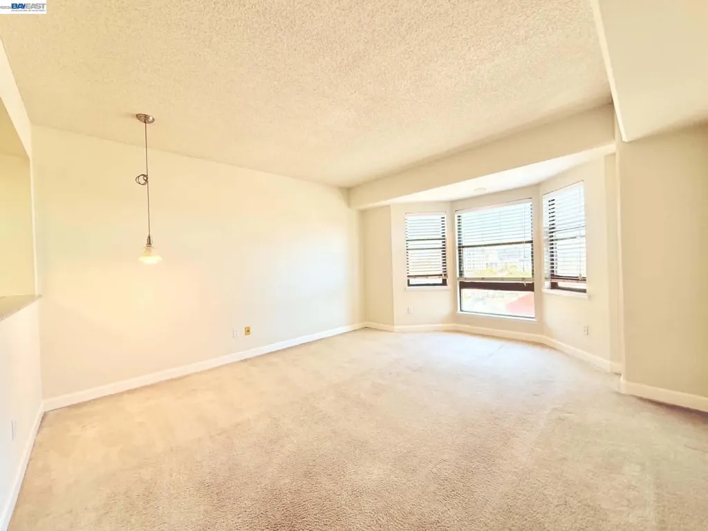 989 Webster Street Oakland CA 94607