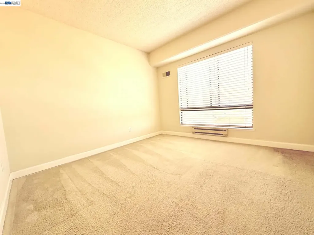 989 Webster Street Oakland CA 94607