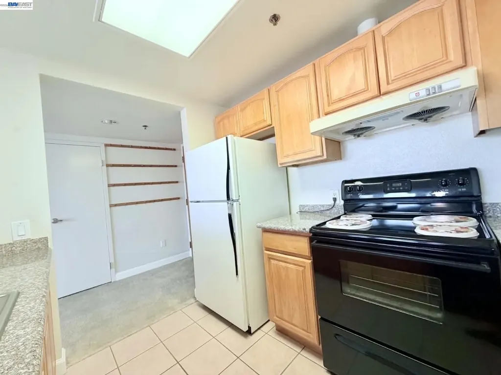 989 Webster Street Oakland CA 94607