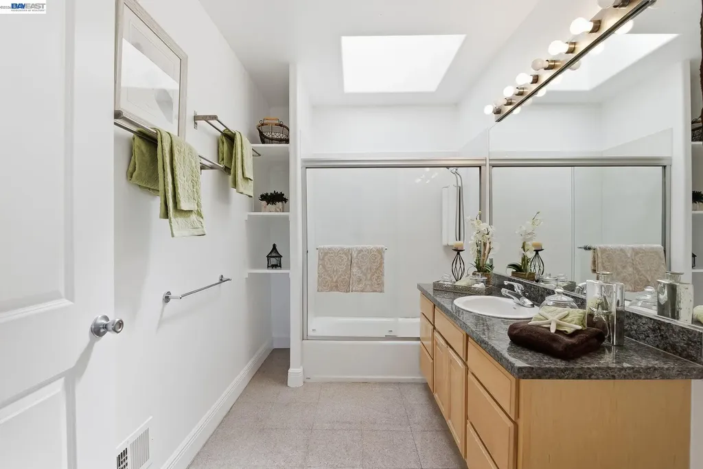 1515 14th Avenue Oakland CA 94606