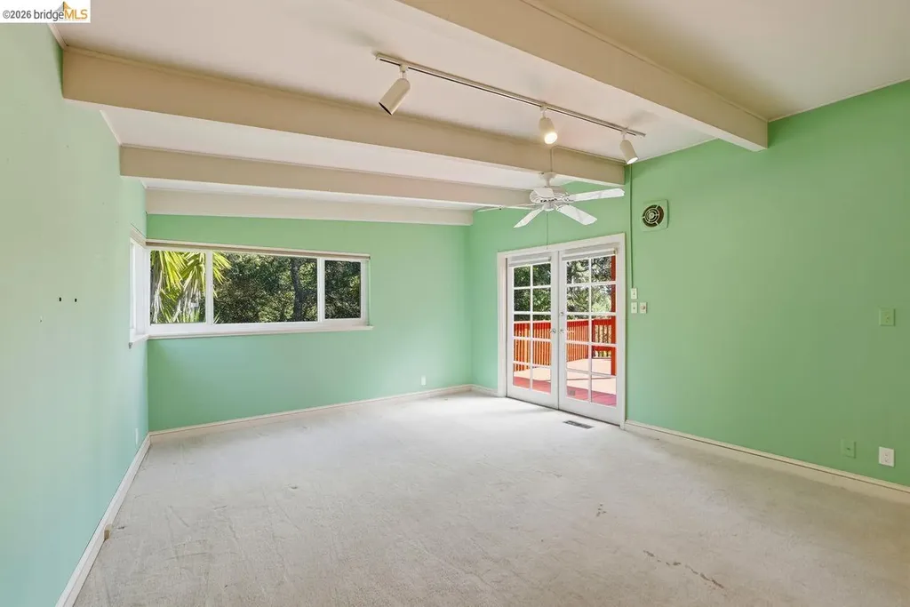 6480 Ascot Drive Oakland CA 94611