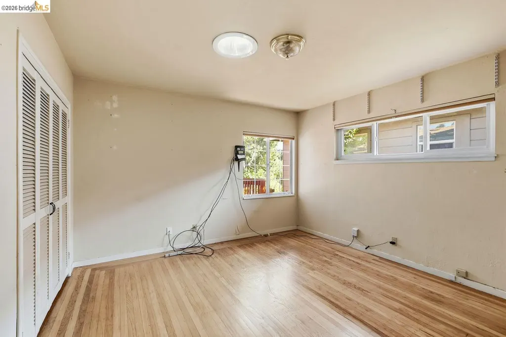 6480 Ascot Drive Oakland CA 94611