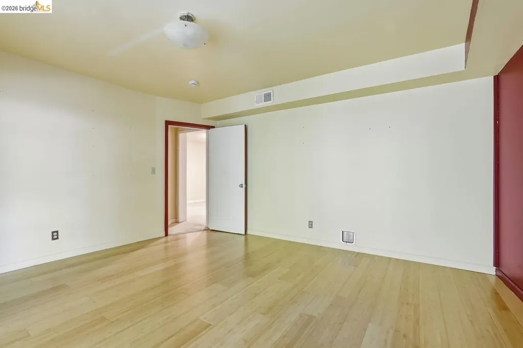 6480 Ascot Drive Oakland CA 94611