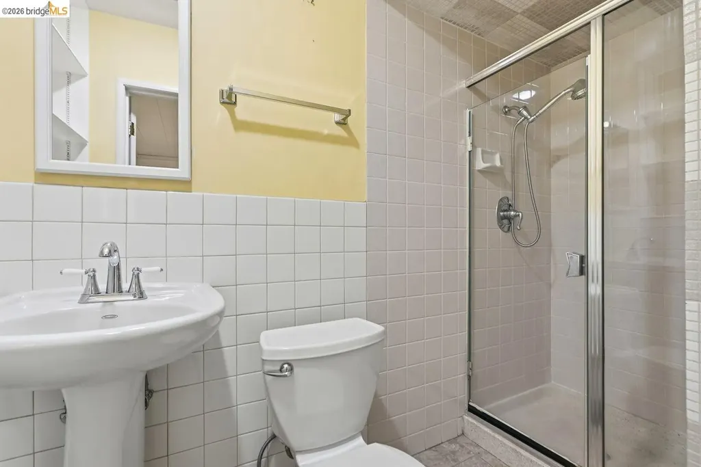 6480 Ascot Drive Oakland CA 94611