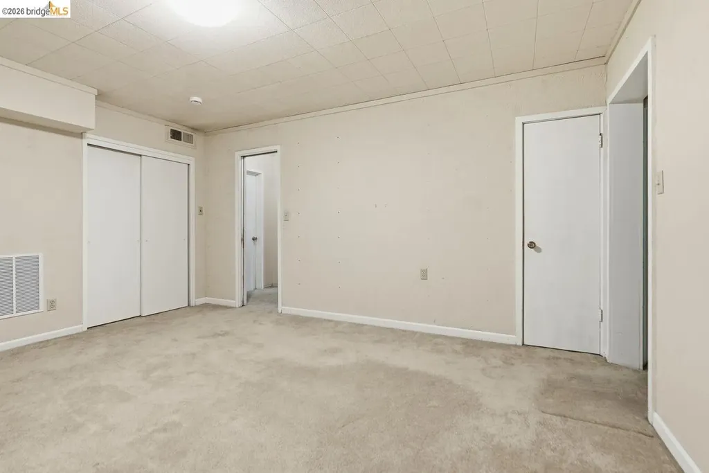 6480 Ascot Drive Oakland CA 94611