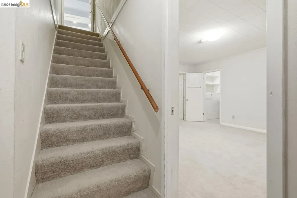6480 Ascot Drive Oakland CA 94611