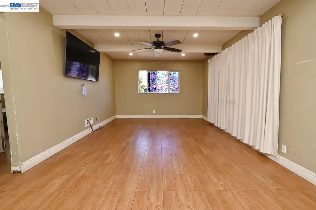 23019 Amador Street Hayward CA 94541