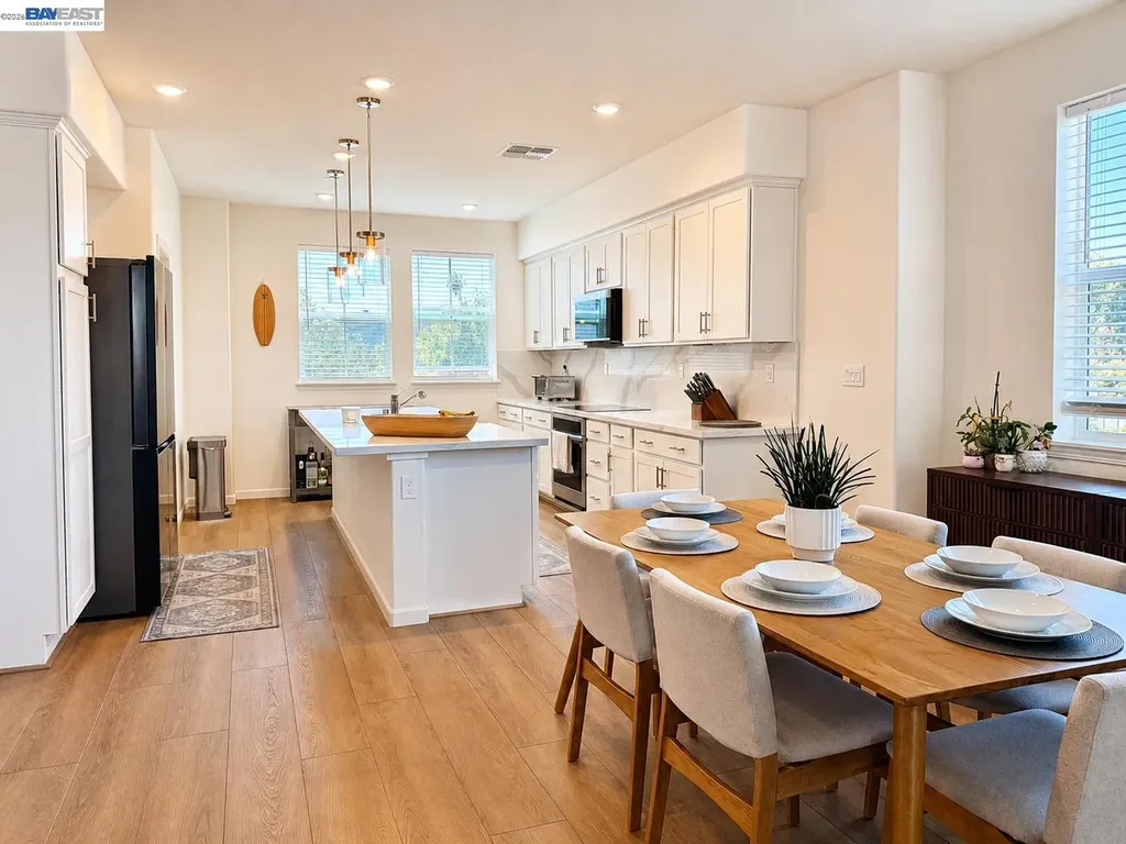 3765 Castro Valley Boulevard Castro Valley CA 94546