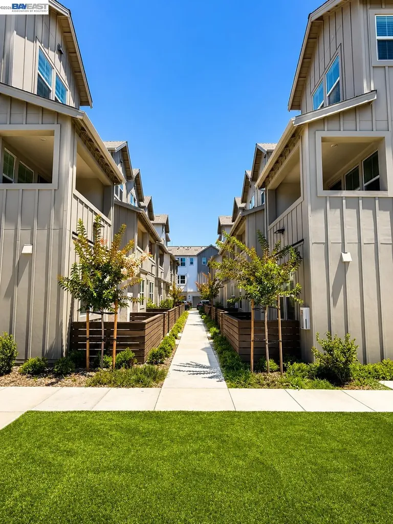 3765 Castro Valley Boulevard Castro Valley CA 94546
