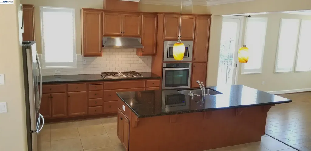 538 Selby Lane Livermore CA 94551