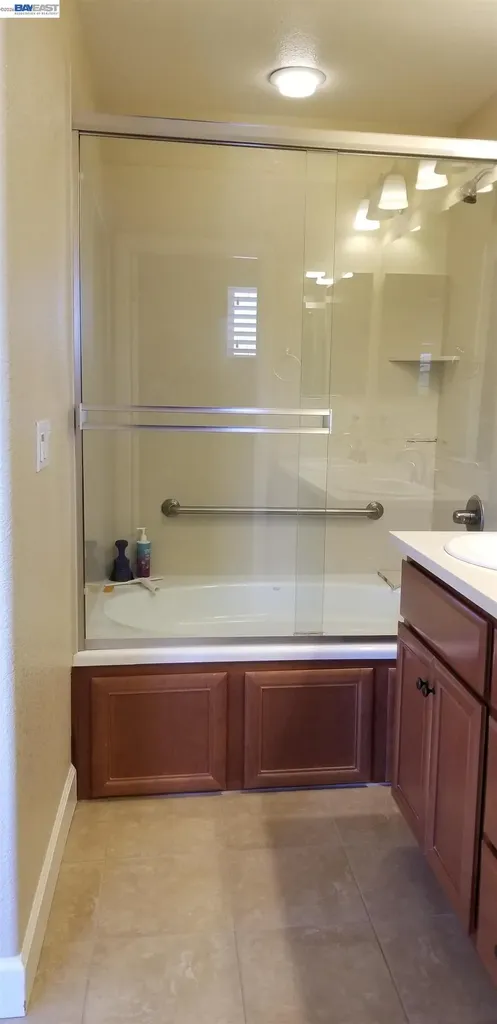 538 Selby Lane Livermore CA 94551