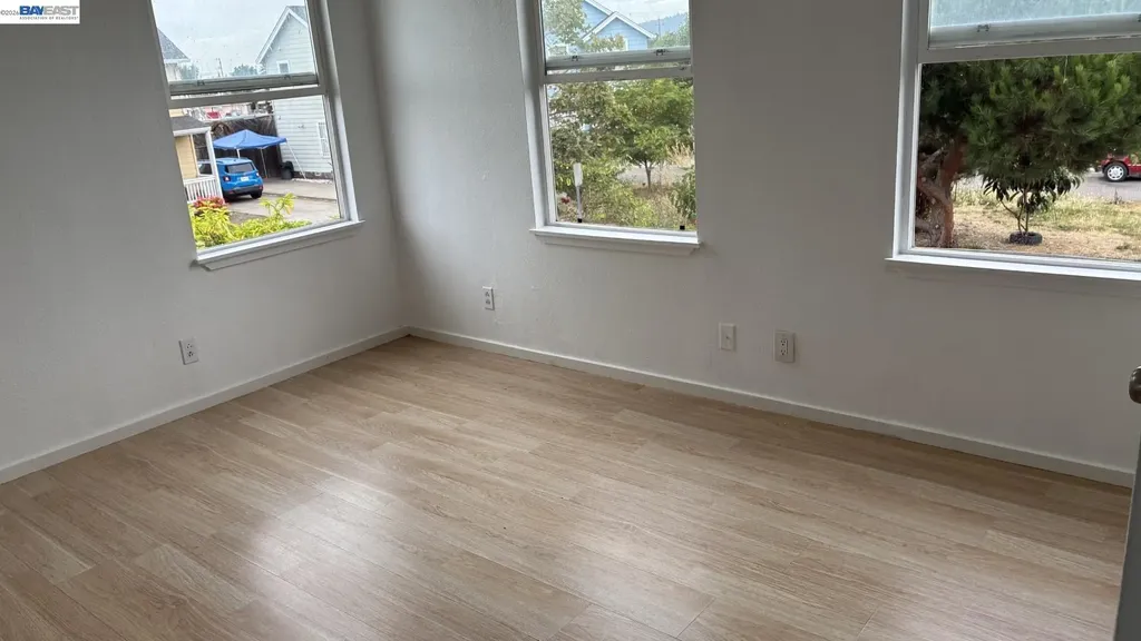 10469 West Court Oakland CA 94603