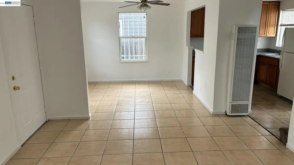 10469 West Court Oakland CA 94603