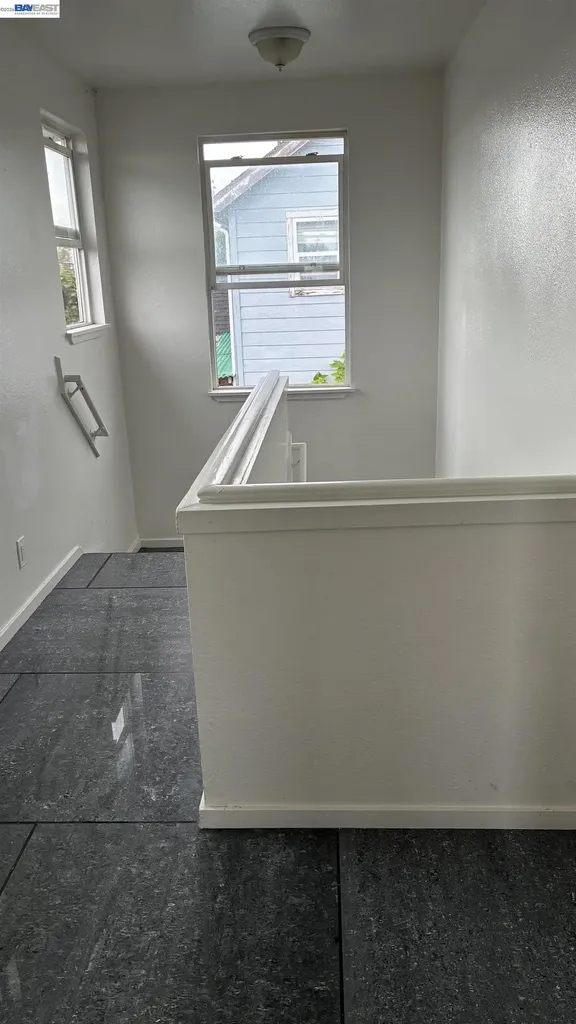 10469 West Court Oakland CA 94603