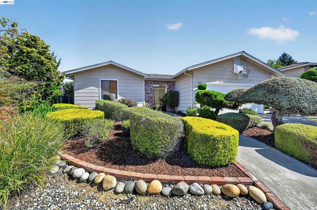 26976 Hemmingway Court Hayward CA 94542