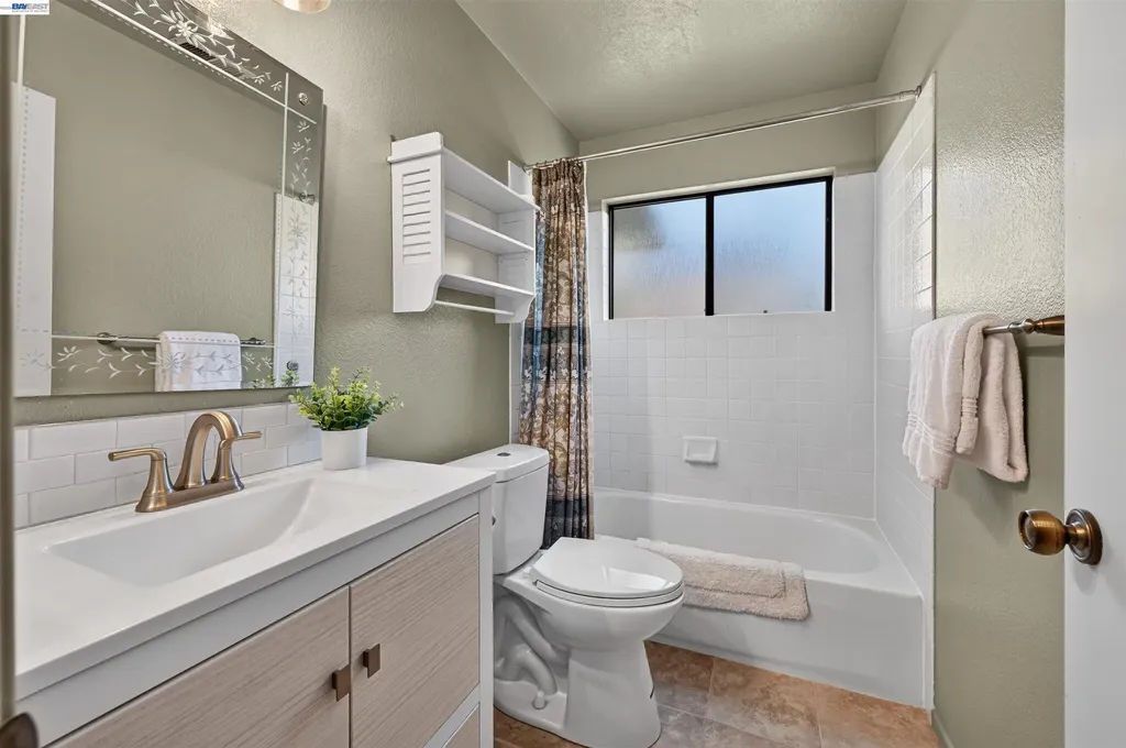 26976 Hemmingway Court Hayward CA 94542