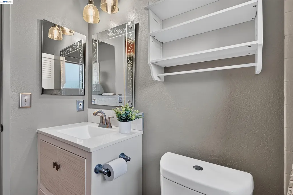 26976 Hemmingway Court Hayward CA 94542
