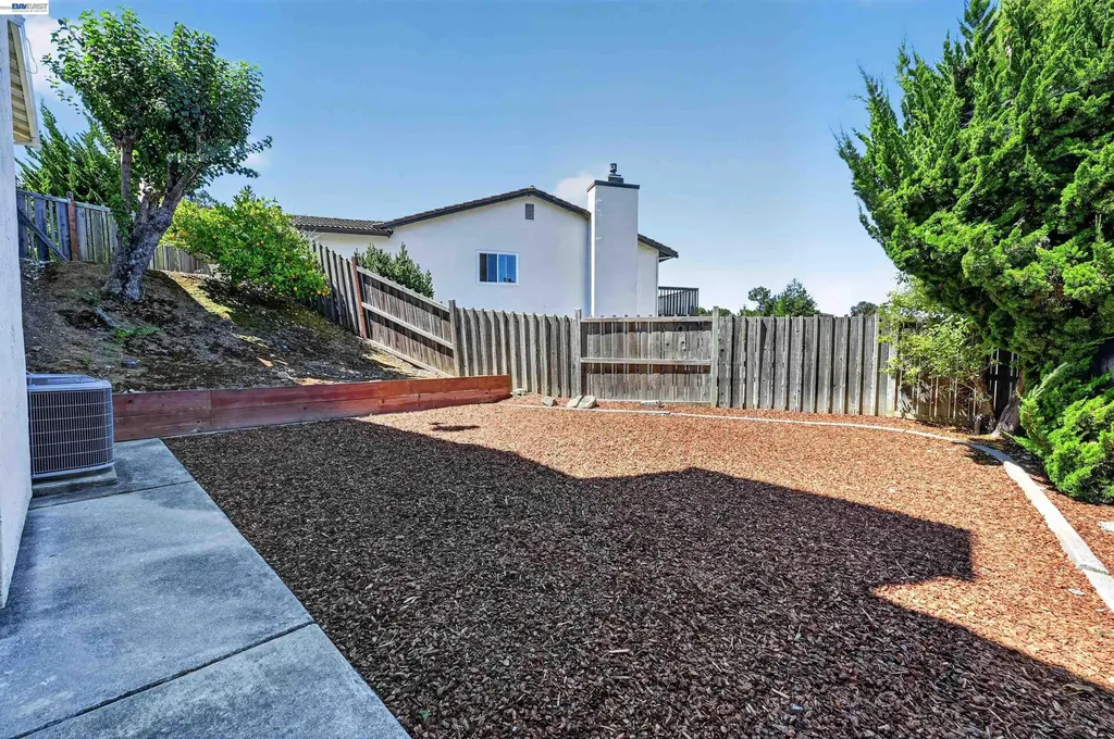 26976 Hemmingway Court Hayward CA 94542