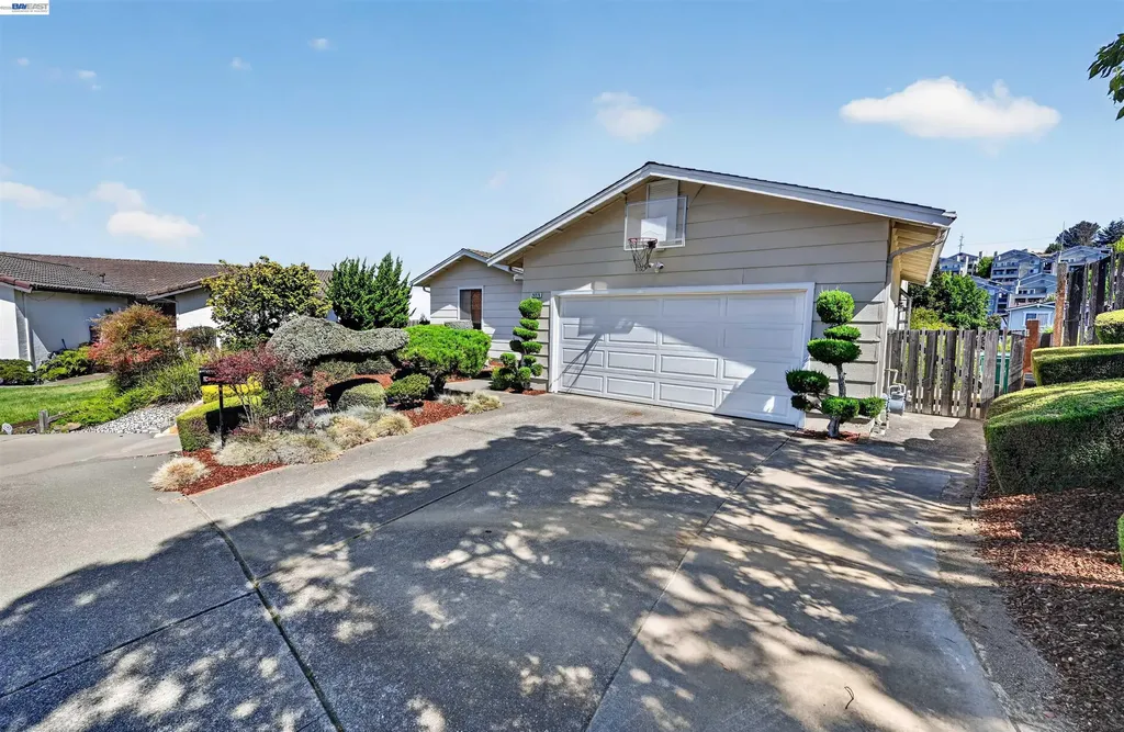 26976 Hemmingway Court Hayward CA 94542