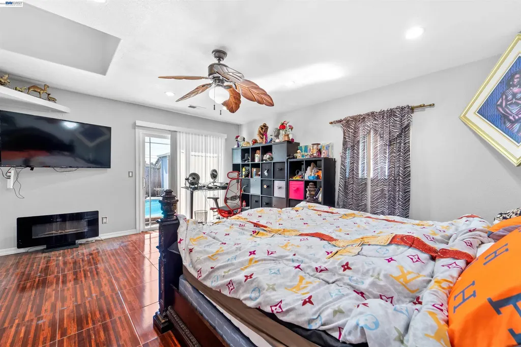 357 White Drive Hayward CA 94544