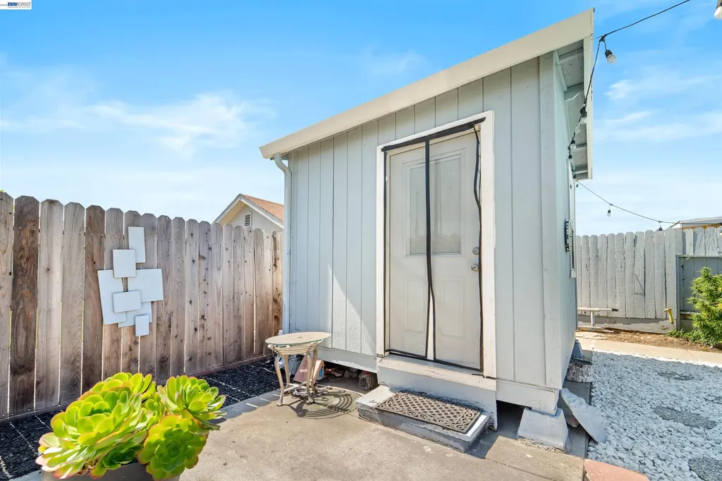 357 White Drive Hayward CA 94544